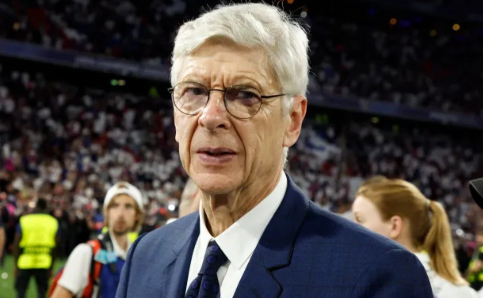 目前的困境, 的冠军争夺 目前的困境, 的冠军争夺